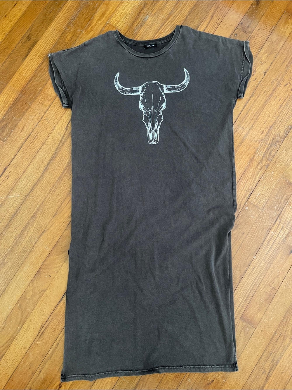 Graphic Bull Skull Tee Dress in Faded Black/Grey M/L - Picture 1 of 5